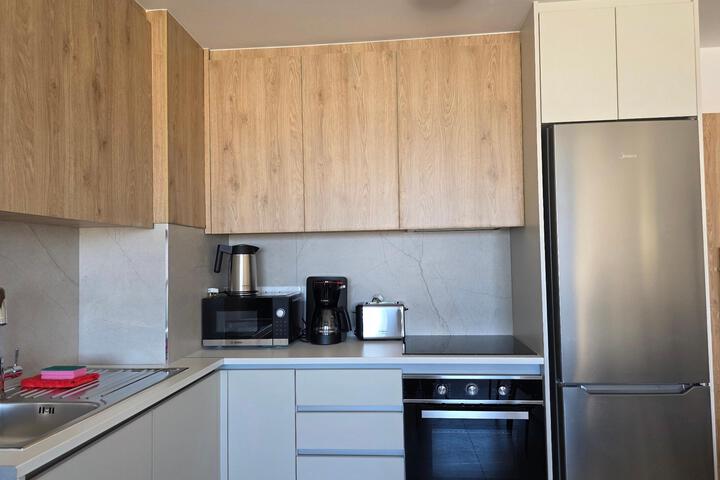 Room 3 of 45