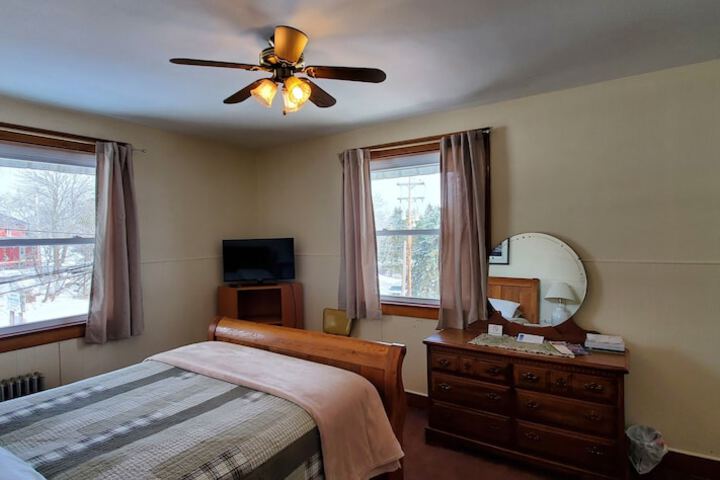 Room 22 of 68