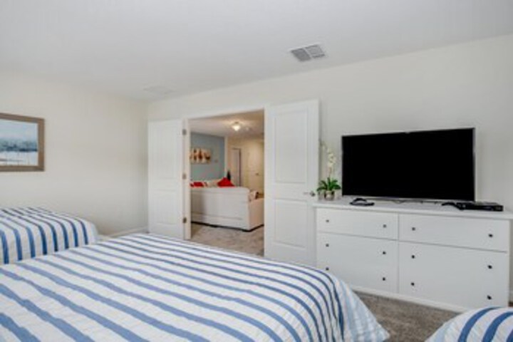 Room 56 of 73