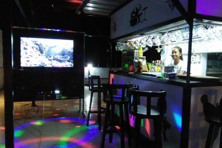 Lounge 95 of 126