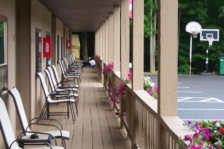 Terrace/Patio 40 of 65