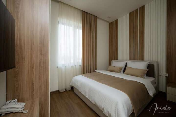 Room 7 of 22