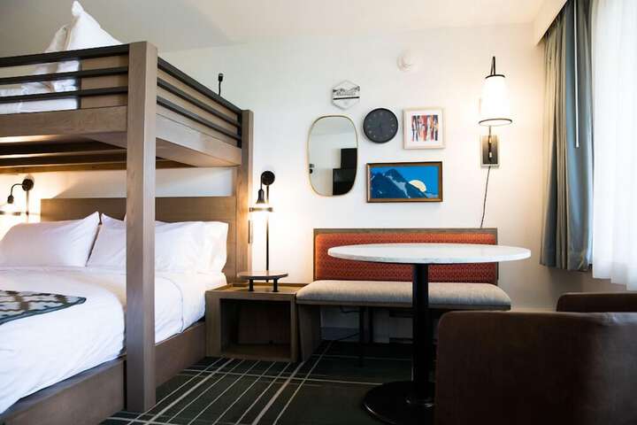 Room 15 of 30