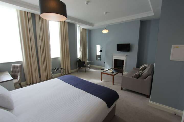 Room 5 of 59