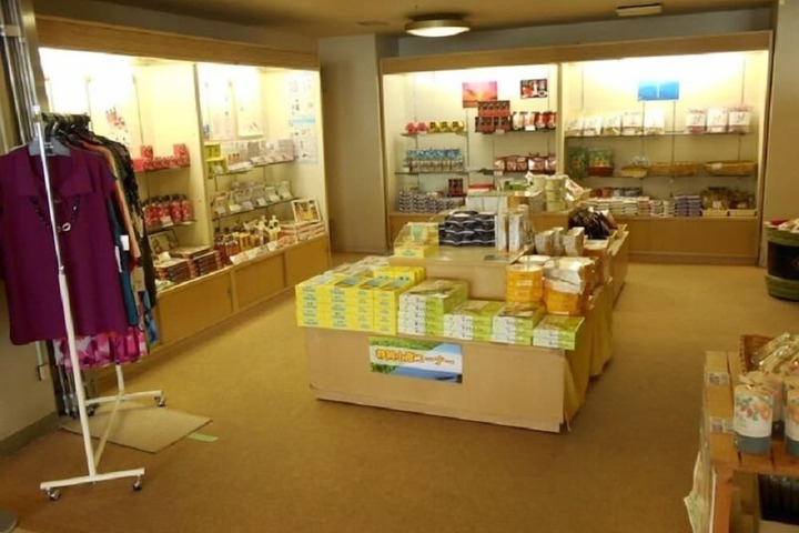 Gift shop