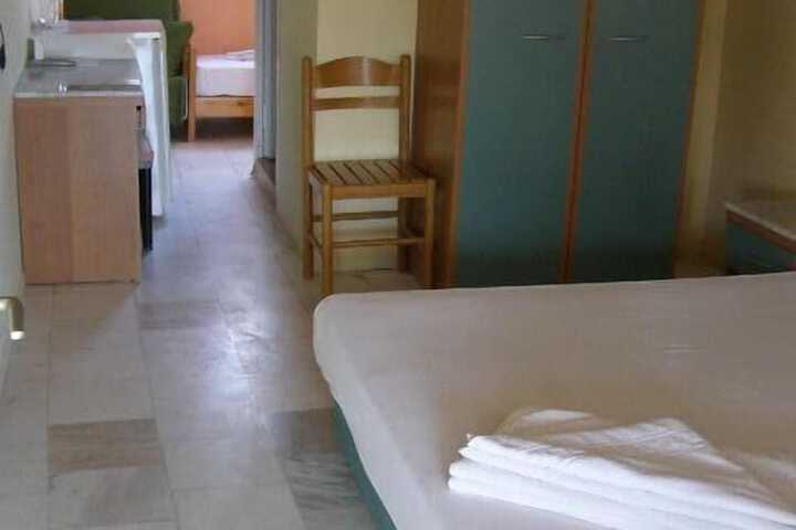 Room 17 of 57