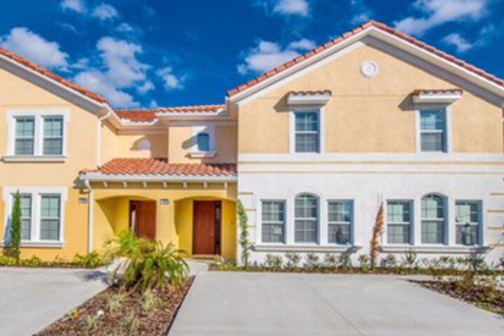 Amazing Townhouse! Solterra - 4686TD