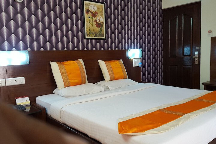 Room 6 of 67