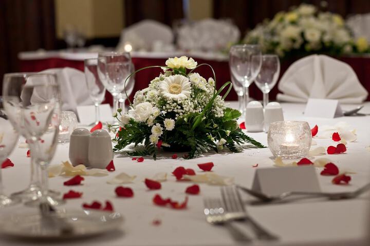 Ballroom/Hall 37 of 45