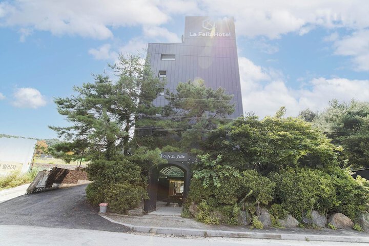 Hotel 80 of 82