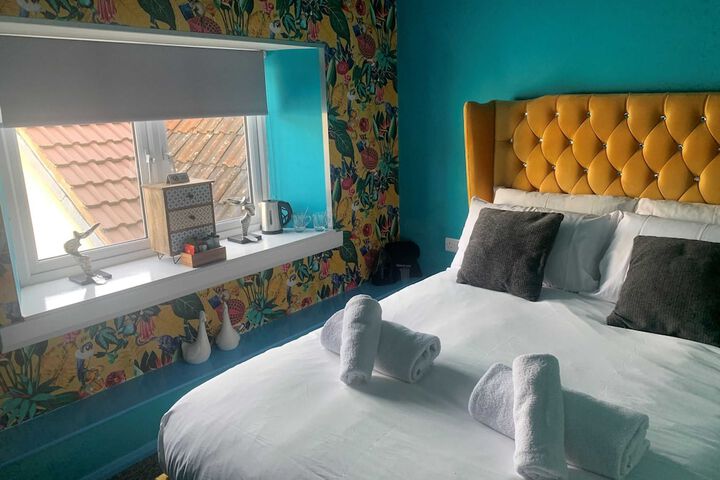 Room 3 of 22