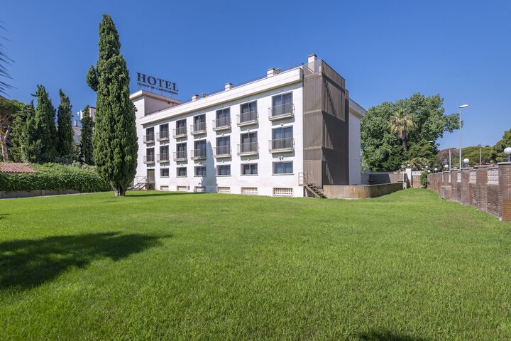Hotel 49 of 52