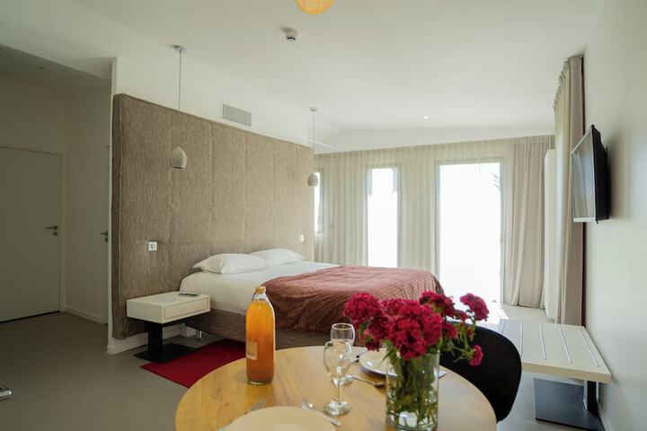 Room 7 of 35