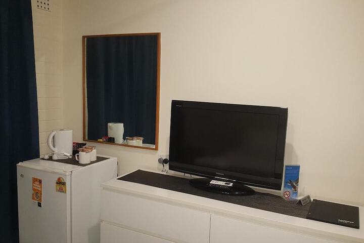 Room 9 of 21