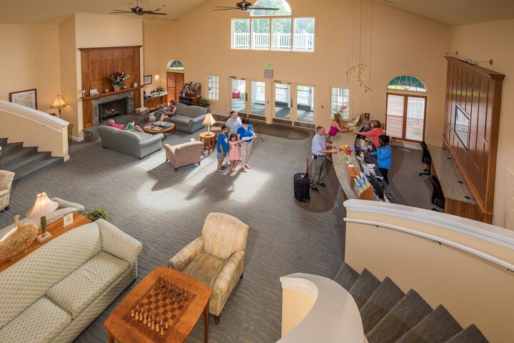 Entrance & Lobby
