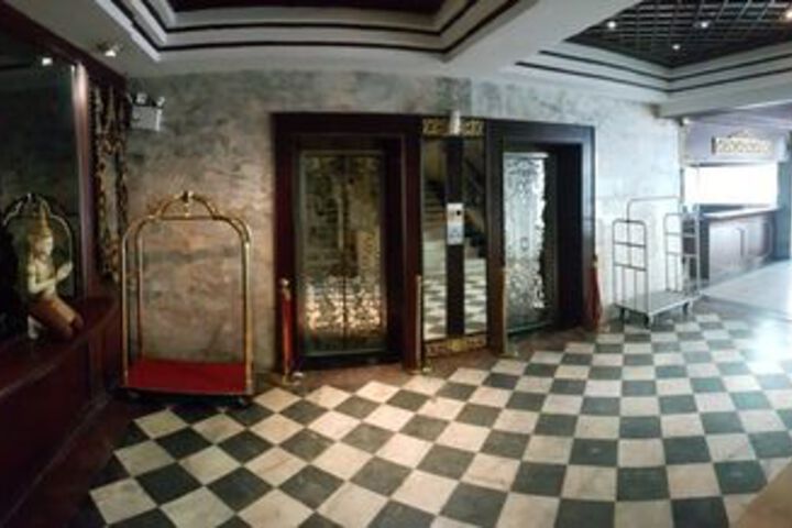 Ballroom/Hall 54 of 103