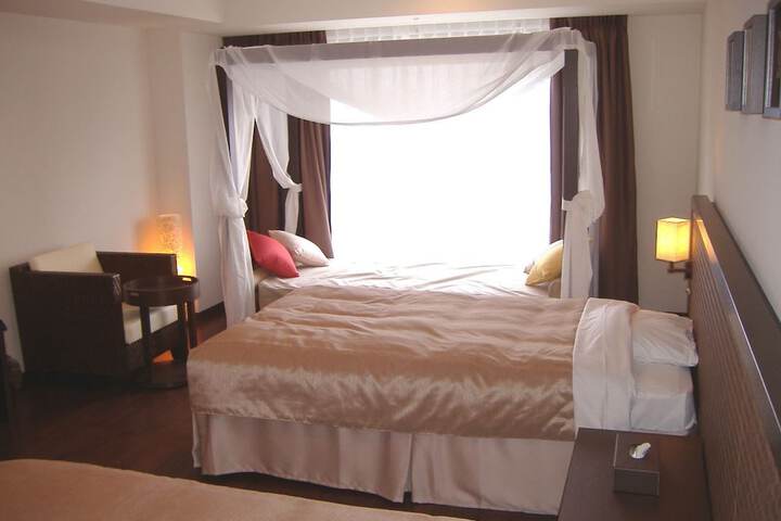 Room 15 of 66