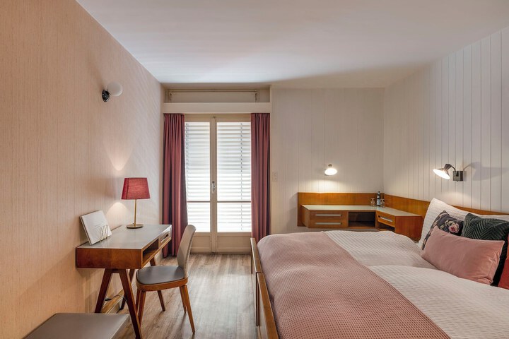 Room 3 of 23