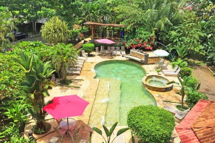 Pool 40 of 62