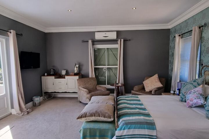 Room 9 of 52
