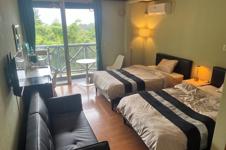 Room 2 of 18