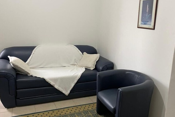 Room 4 of 11