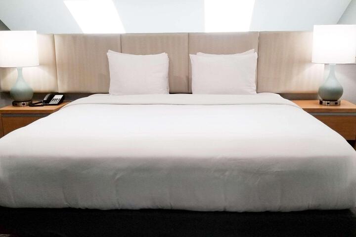 Standard | King Bed (2 of 9)