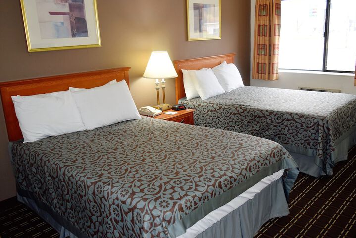 2 Double Beds No Elevator (4 of 13)