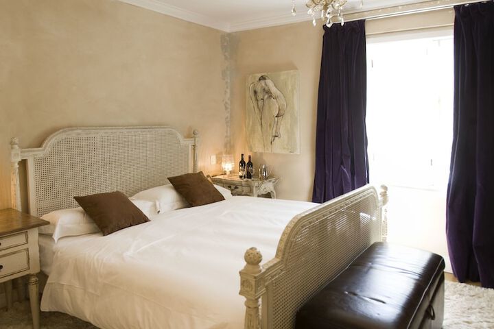 Room 2 of 46