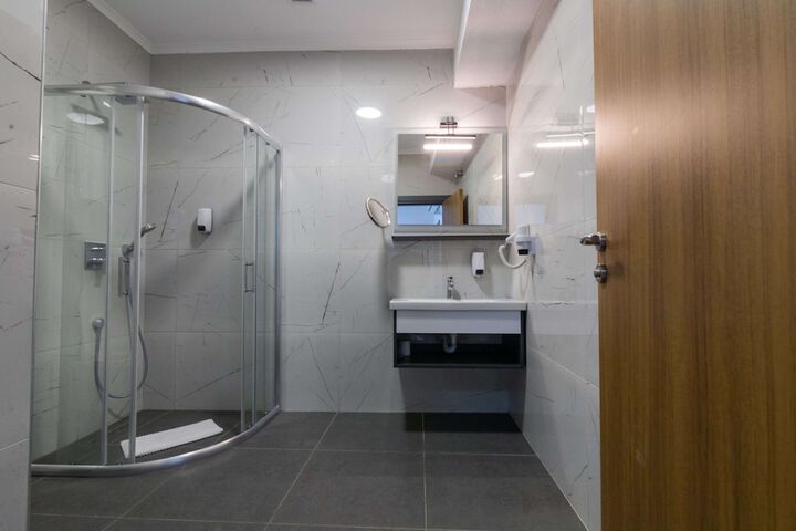 Room 43 of 52