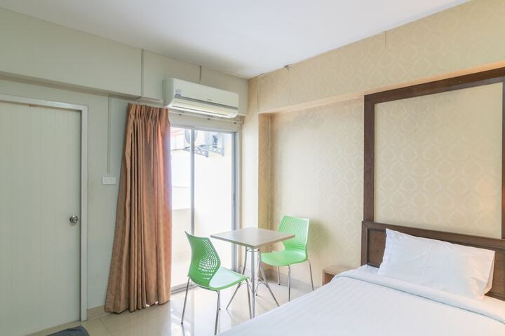 Room 10 of 57