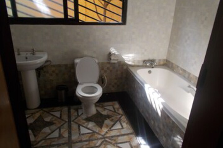 Room 5 of 39