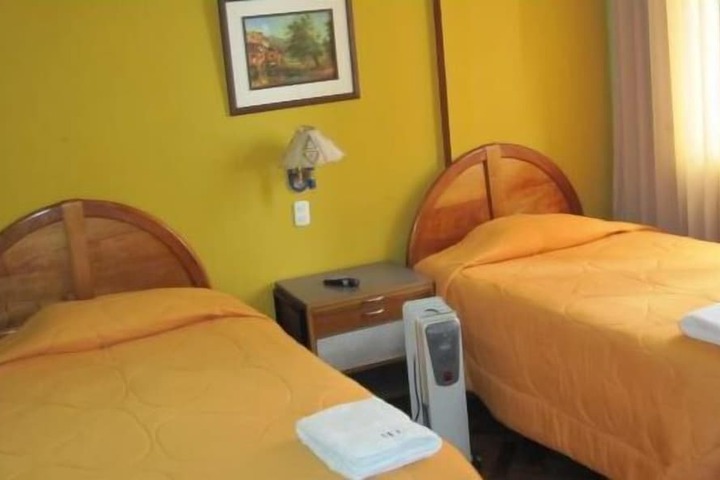 Room 4 of 30