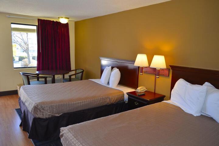 1 King Bed Deluxe Room (1 of 11)
