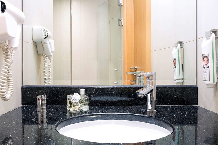 Clean Restrooms