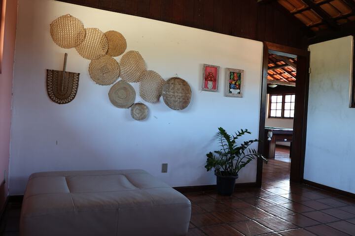 Room 28 of 68