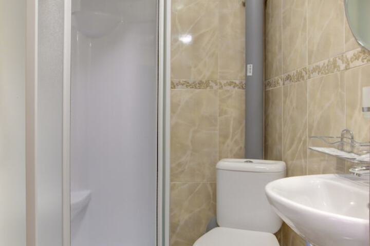 Room 20 of 26