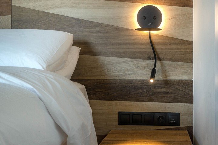 Room 17 of 60