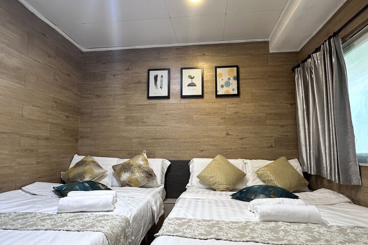 Room 75 of 195