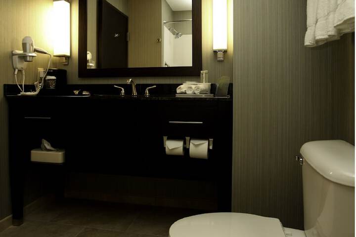Room 7 of 26