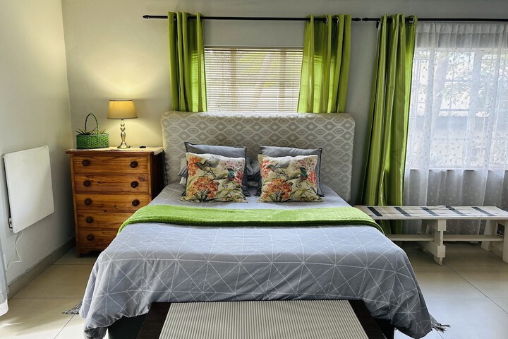 Room 4 of 66