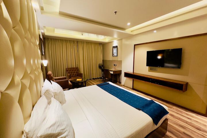 Room 17 of 45