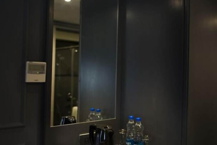 Room 7 of 23