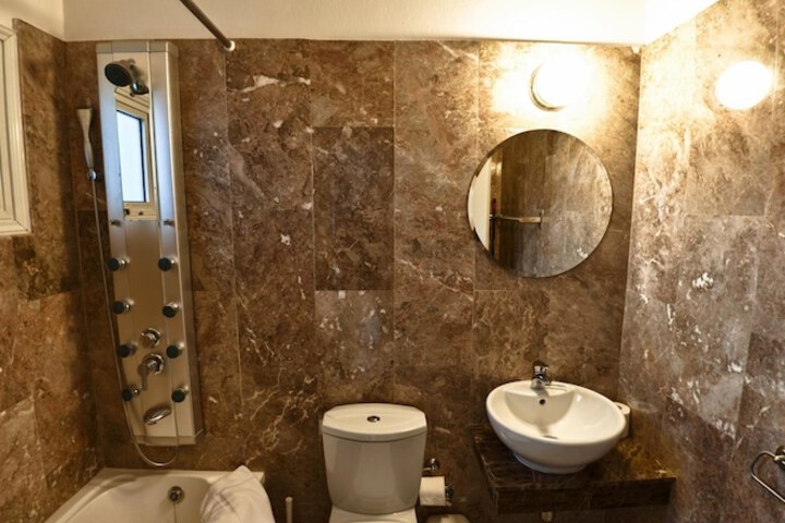 Bathroom Interior Photo