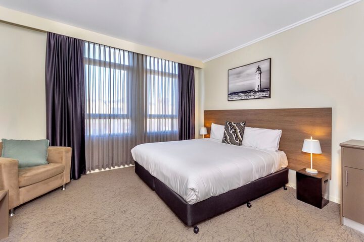 Room 5 of 44