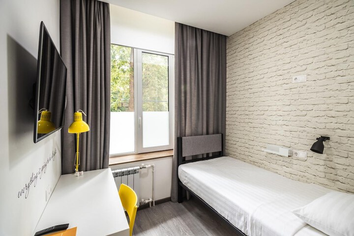 Room 22 of 50