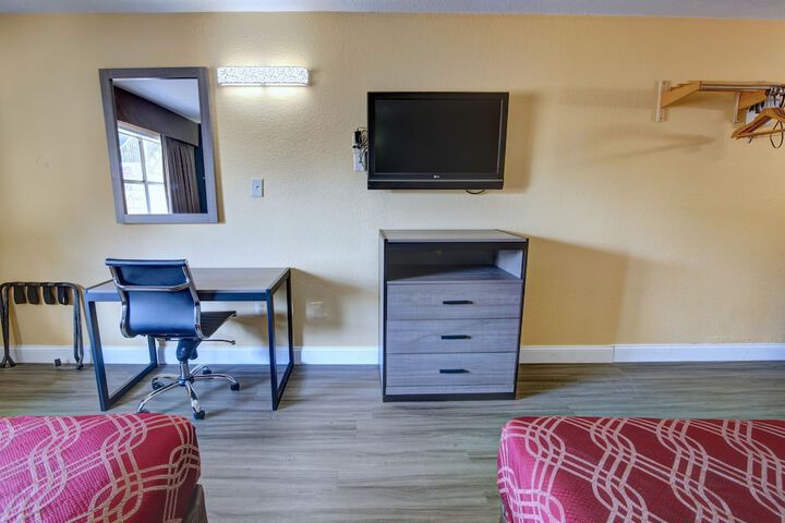 1 Double Bed (9 of 13)