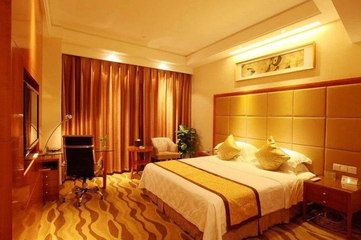 Room 2 of 14