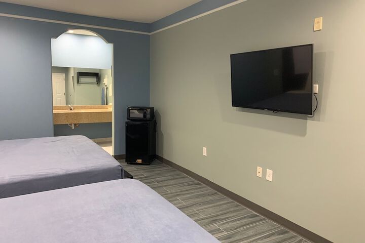 Room 15 of 35