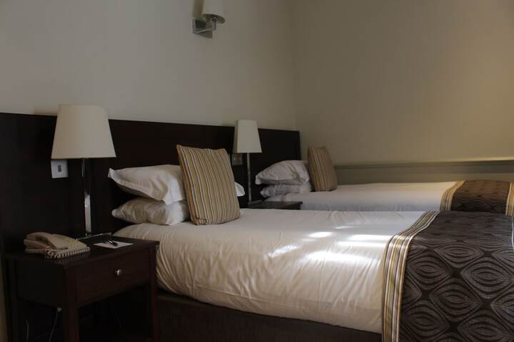 Room 7 of 71
